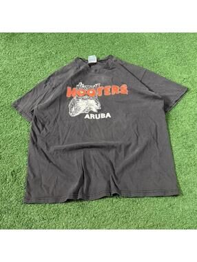 Vintage 90s Hooters Aruba T Shirt Mens Size L Owl Logo Graphic Tee Hanes Beefy T
